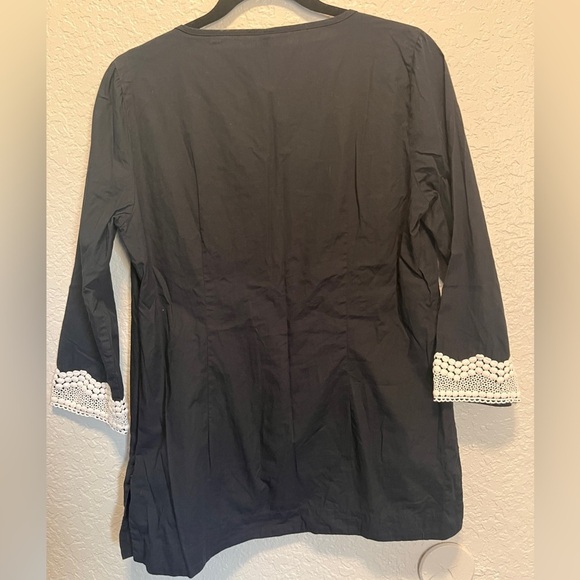 NYDJ Dark Black Women's Fitted Tunic Top 3/4 Sleeve sz Small - Picture 3 of 10